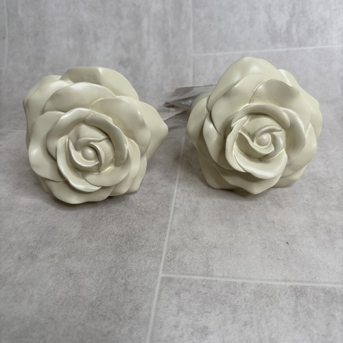 Pair laura ashley - pair,