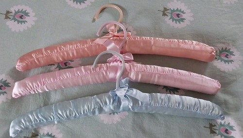 Set three padded silk - of,