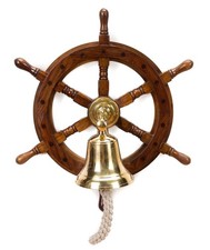 Maritime ship´s helm wheel
