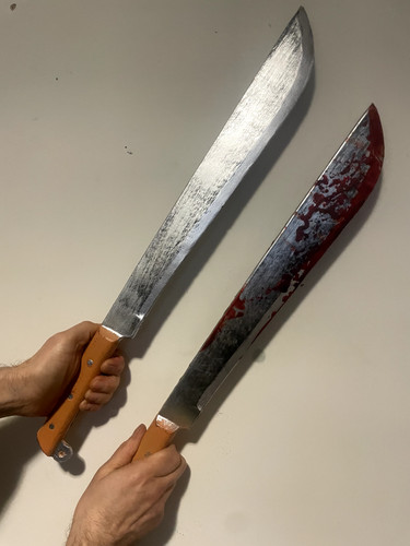 Realistic bloody machete - pu,