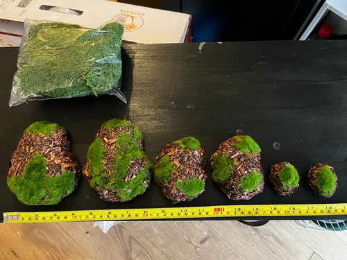 Artificial moss rocks green - moss,