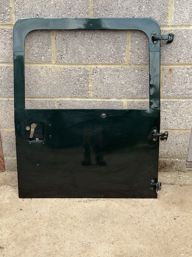 Rear tailgate door for - for, land