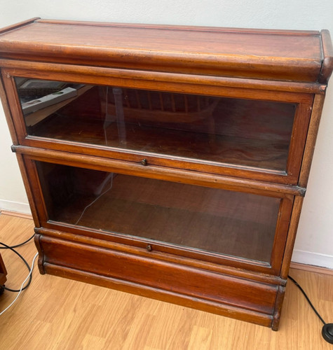 Globe wernicke two section - globe,