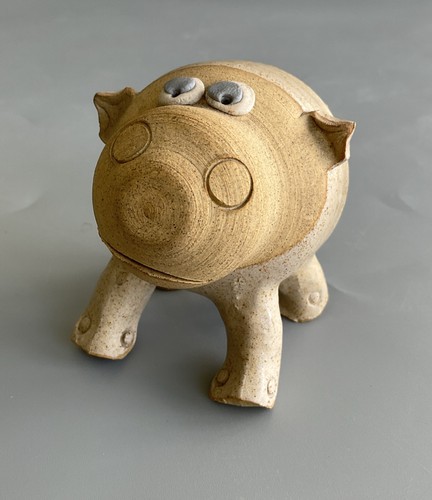 Unusually cute vintage pottery - cute,