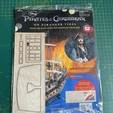 HACHETTE BUILD THE PIRATES OF