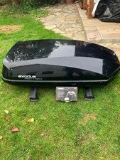 Exodus 470l Roof Box with Thule Roof Bars and fittings