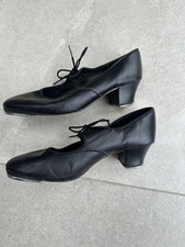 Black Elite ladies tap shoes