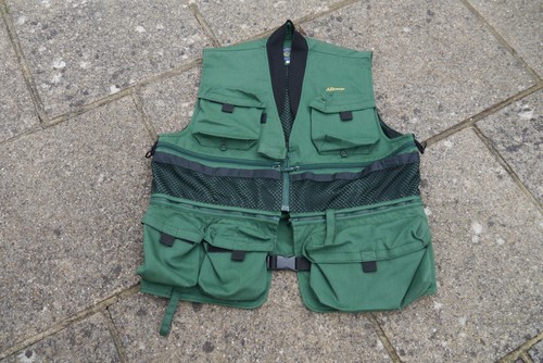 Daiwa alltmor waist coat size - coat,