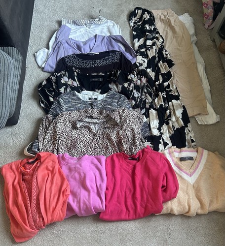Women clothes bundle size - clothes,