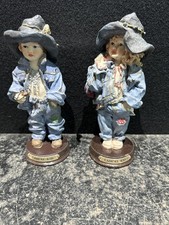 Pair Boy and Girl in Style Clothes 8 Inches Tall Ref C22