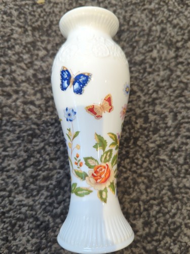 Aynsley fine bone china - fine,