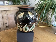 Nice Example Yeo Studio Pottery Slipware Various Birds 6.1/4" Vase