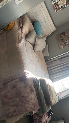 Bedroom set - bedroom,