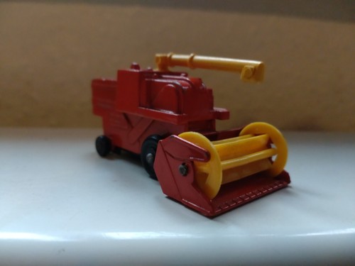 Matchbox combine harvester - matchbox,