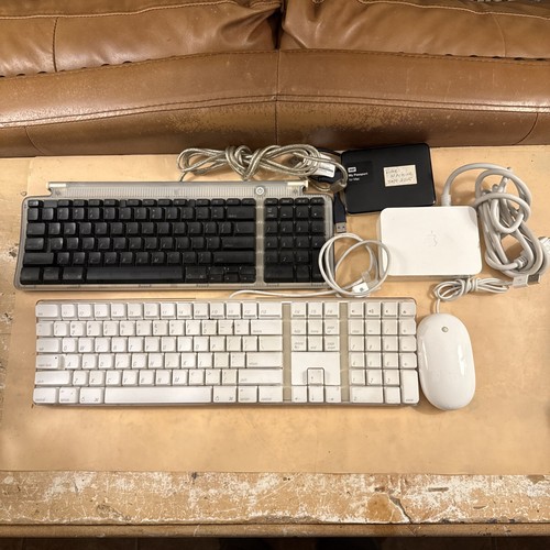 Lot apple keyboards - lot,