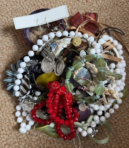 Jewellery job lot 1kg vintage - jewellery,