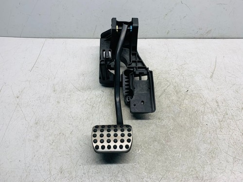 Mercedes benz cla200 - cla200, brake