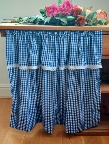 Under counter frilled curtain - under,
