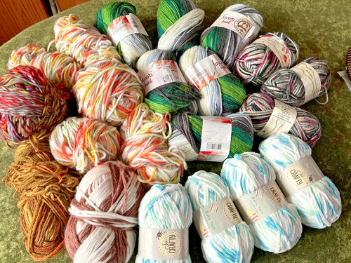 Wool bundle oddments - bundle, 2.5k
