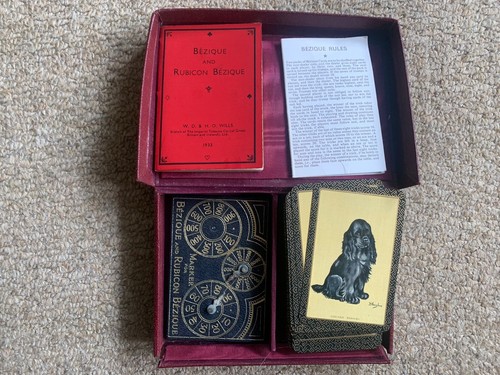 Vintage bezique game with - with, d