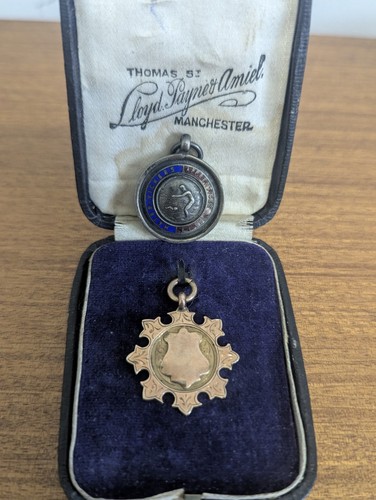 9ct gold watch fob - gold,