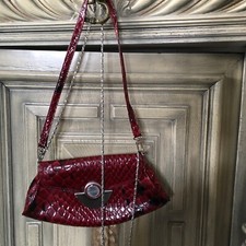 Charlotte Reid Small Shoulder Bag With Chain Red 