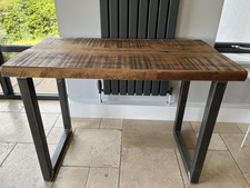 Modern Office Desk ,  Faux wood top.  Light weight, solid,  fuctional, metal leg