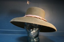 Vintage Siggi London Hepburn 50's style rabbit fur hat size medium revival