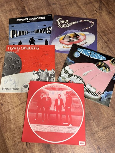 Flying saucers rockabilly - flying,
