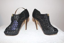 ladies shoes✨size 6✨Butterfly by Matthew Williamson✨