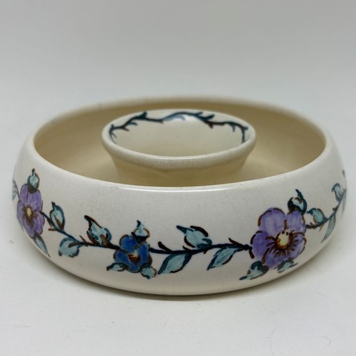 Vintage round posey vase - round,