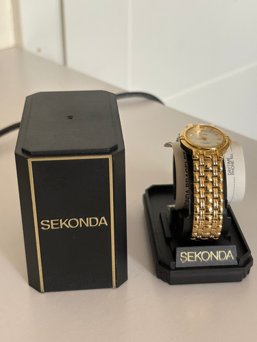 Lovely vintage sekonda ladies - lovely,