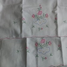 Vintage embroidered pillowcases pink flowers 18 x 28 '