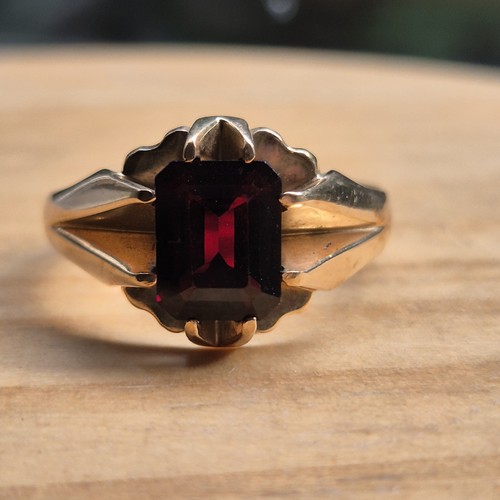 Gold garnet signet ring - garnet,