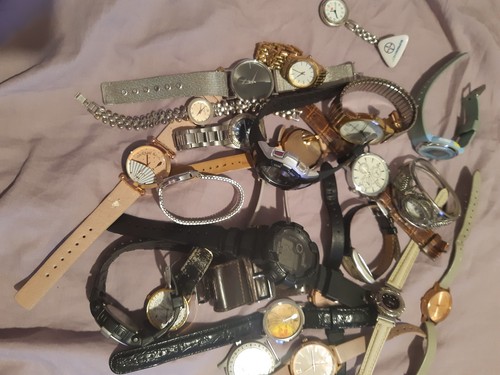 Joblot watches large resale