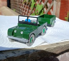 Dinky 27D Land Rover with