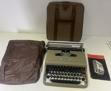 Working Vintage Latte Olivetti