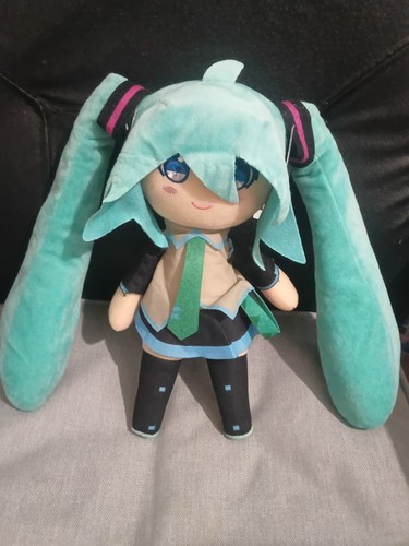 Official hatsune miku plush - miku,