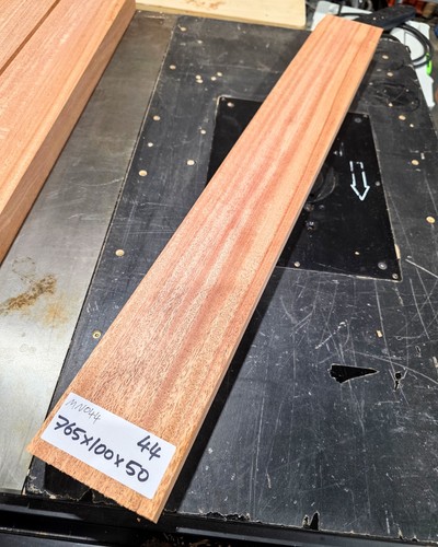 Mahogany guitar neck blank - mahogany,