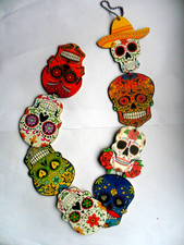 Long  Eight Head Wooden Sugar Skull Day of The Dead  Hanging  Decoration  65cm