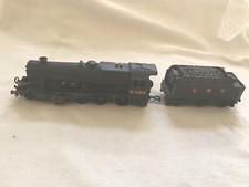 WRENN OO GAUGE CLASS 8F LMS 8095 LOCOMOTIVE & TENDER ( REPAINTED )