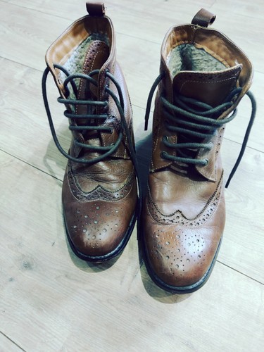 Ask the missus brogue - ask,