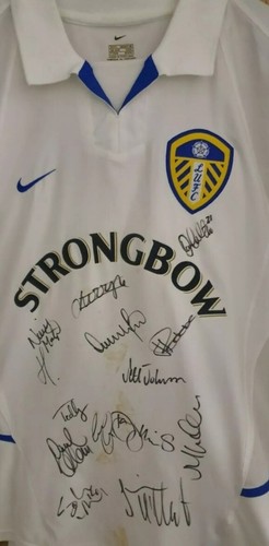 Leeds united signed - united, shirt