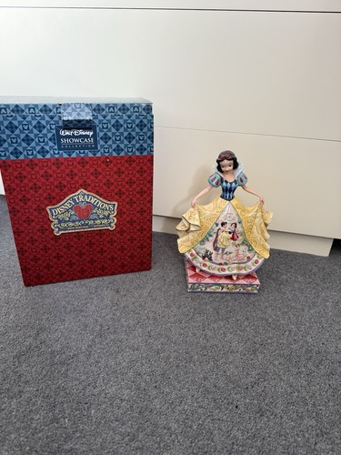 Disney traditions showcase - disney,