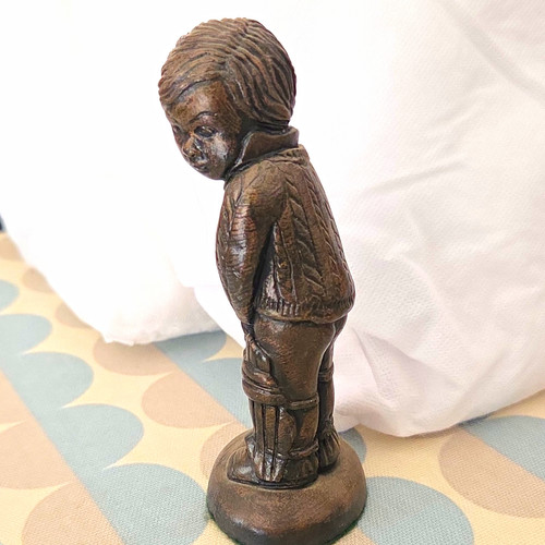 Boy cricketer metal figurine - cricketer,,