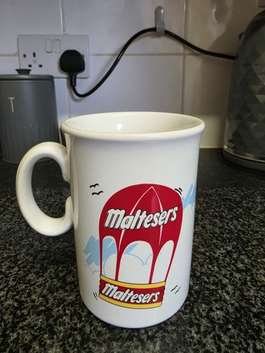 Vintage maltesers hot air - vintage,
