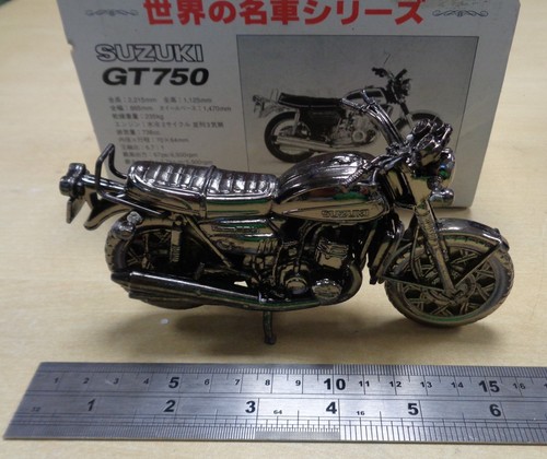 Suzuki gt750 die - cast, model