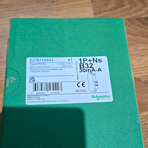 Schneider electric easy9 rcbo - schneider,