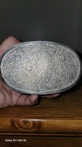 Vtg embossed silver - vtg,
