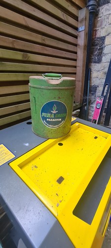 Vintage finagreen paraffin oil - vintage,